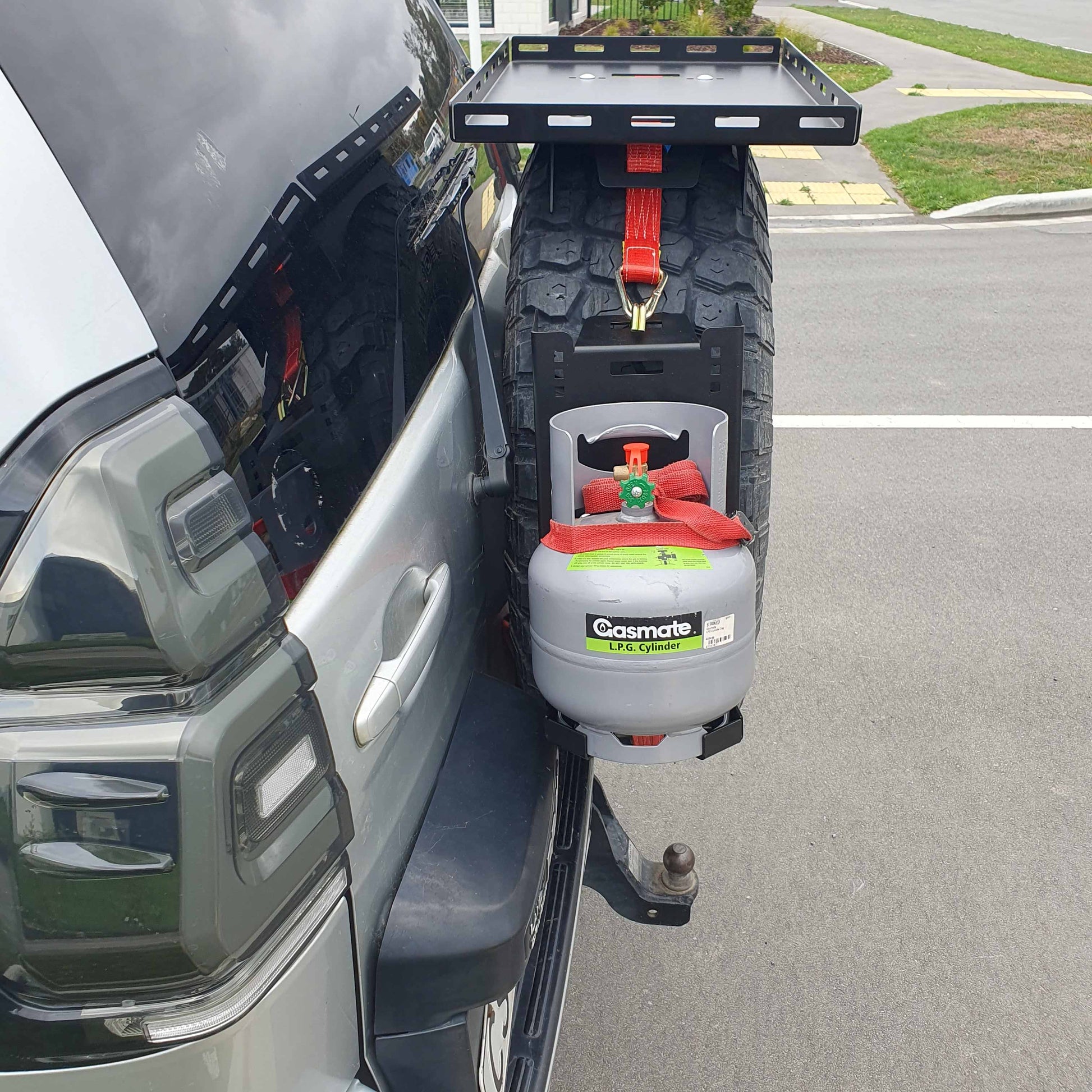 Gas Bottle Mount 2kg side view