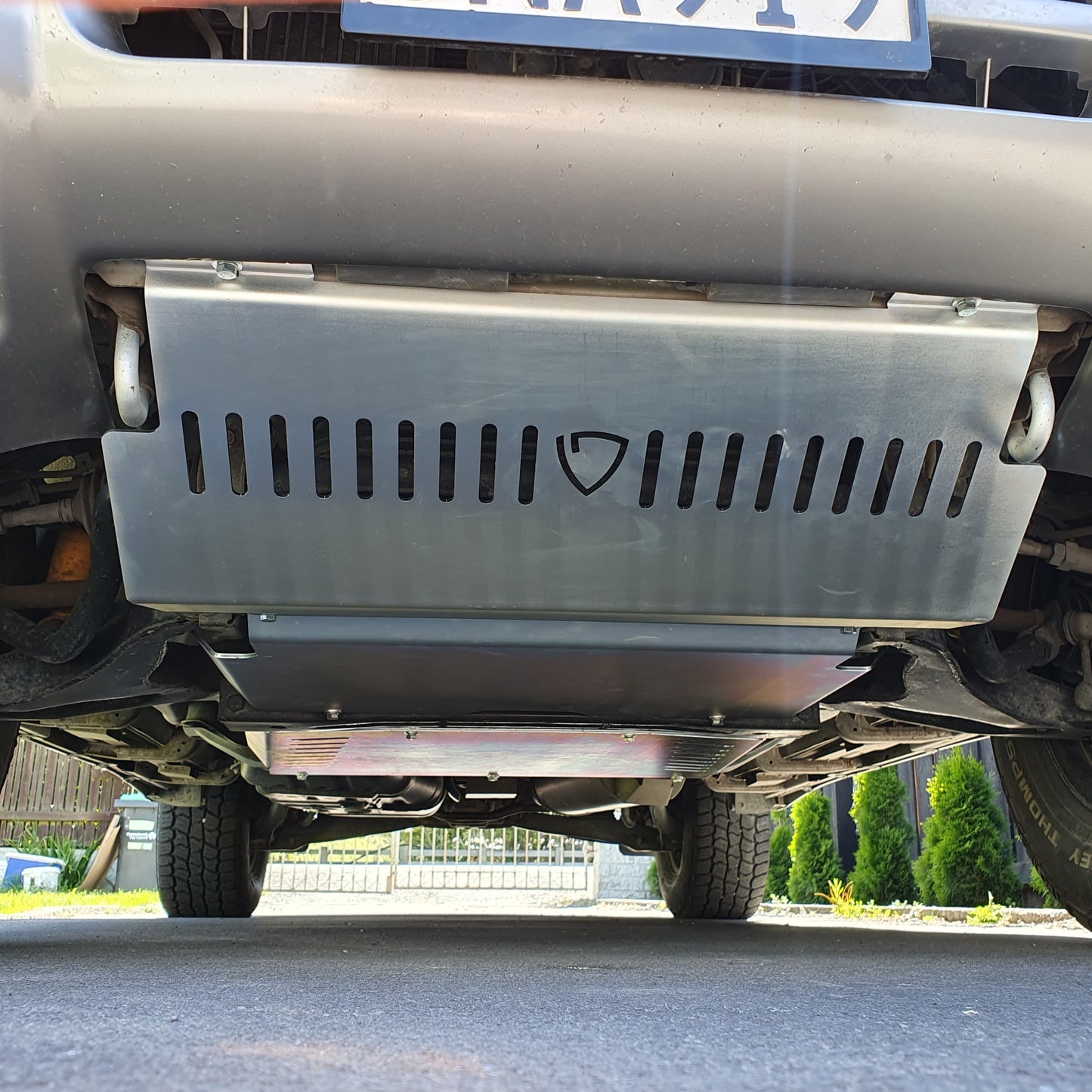 Mitsubishi Pajero NM - NP Gen 3 Bash Plates Aluminium 