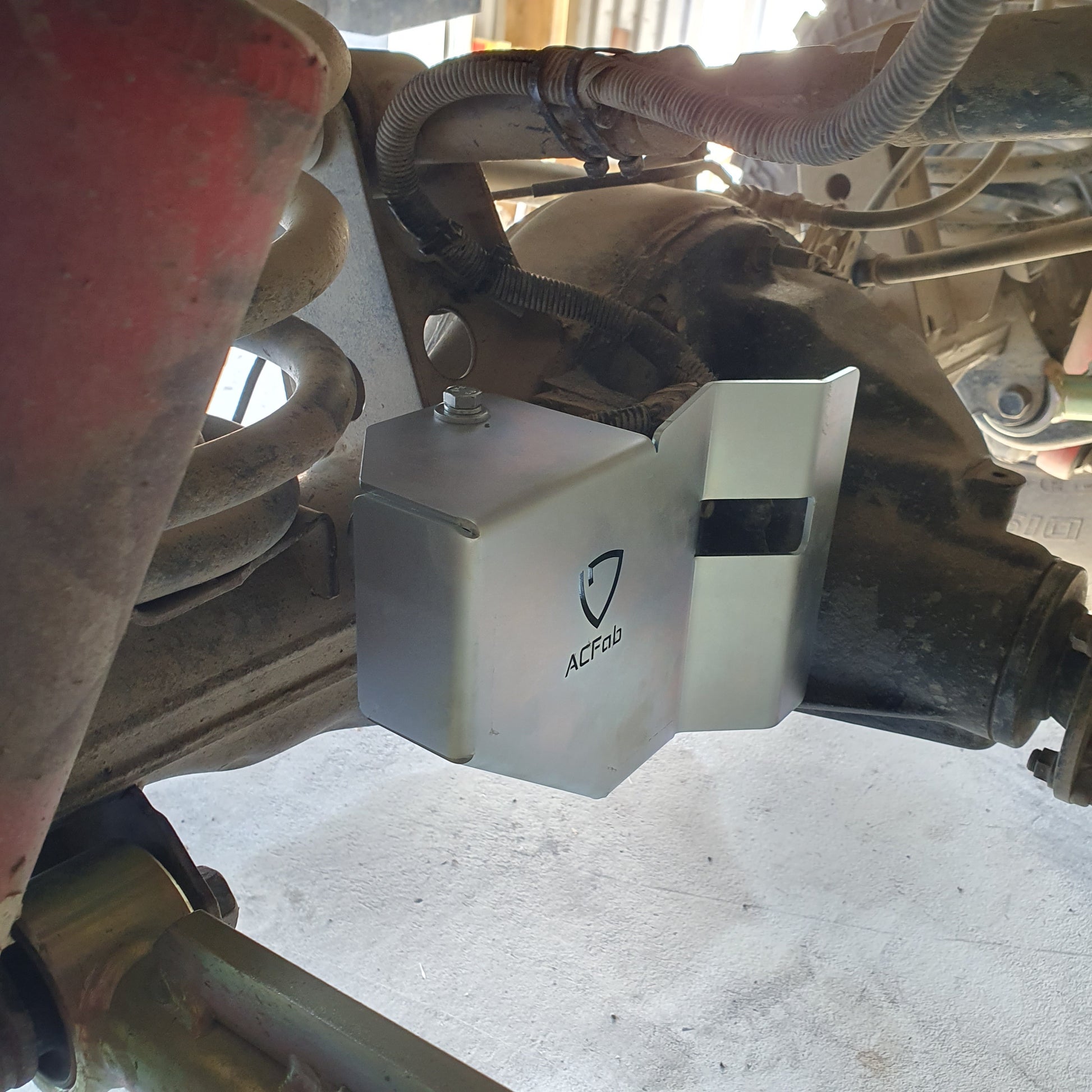 Toyota Landcruiser 76/78/79 and 80 series Rear Diff Locker Guard – ACFab